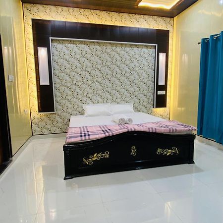 Mandir Saket Bhawan Hotel Ayodhya Exterior photo